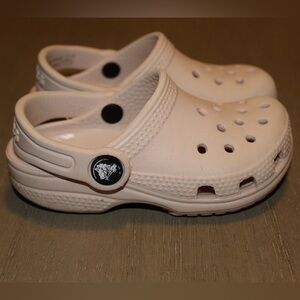 Toddlers crocs size 7